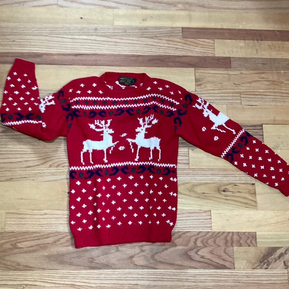 Eddie Bauer 100% Wool, Red/White Ski Pullover with Crew Neck, Deer Motif, Size S
